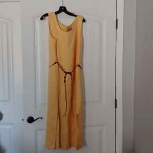 Yellow dress